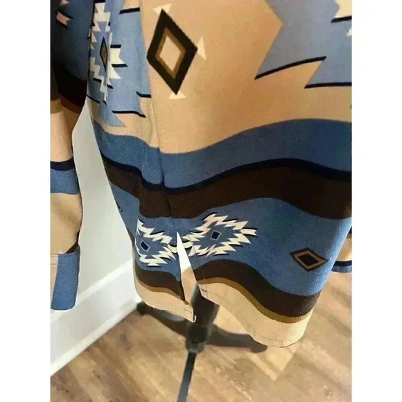 Vintage Capacity Women's Southwestern Aztec Western Rancher Button Up Shirt M - Picture 4 of 11
